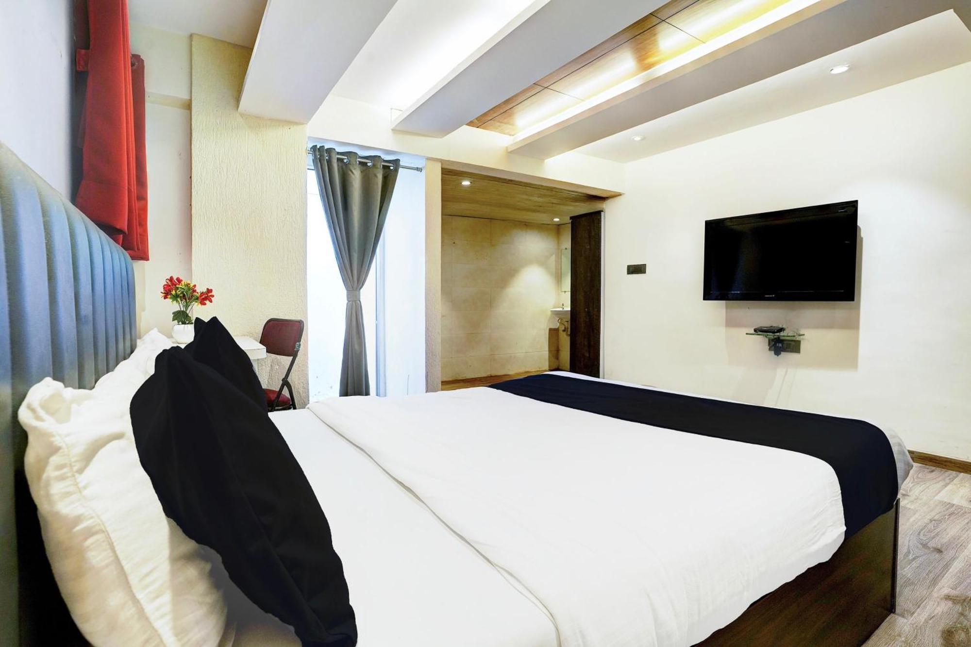 Super Hotel O Seawoods Near Palm Beach Road Formerly Sai Roop Navi Mumbai Exterior photo